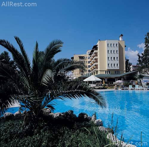 Starlight Hotel 3